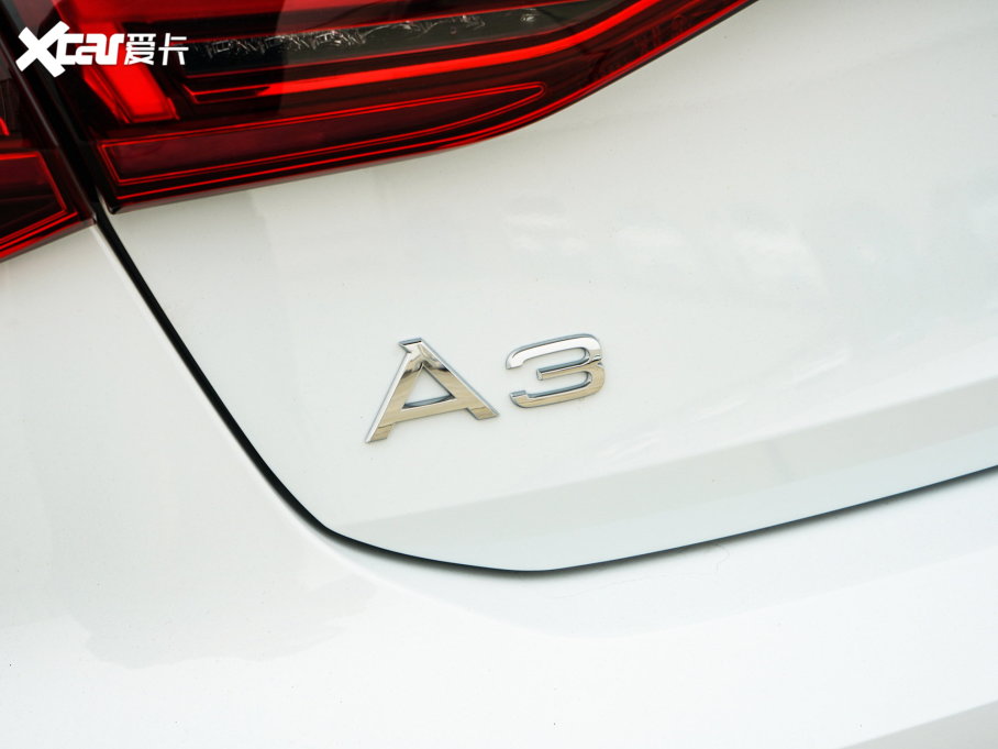 2023µA3 Sportback Sportback 35 TFSI 