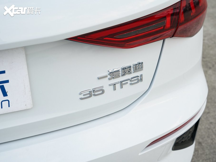 2023µA3 Sportback Sportback 35 TFSI ʱ˶