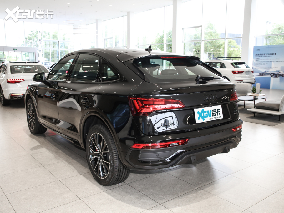 2024µQ5L Sportback 45 TFSI 