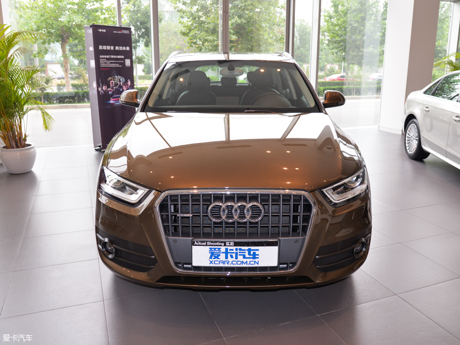 2015µQ3 35 TFSI quattro 300