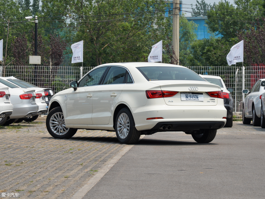 2015µA3 Limousine 35 TFSI 300
