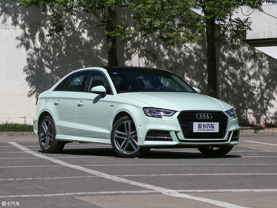 2017µA3 Limousine 40 TFSI ˶