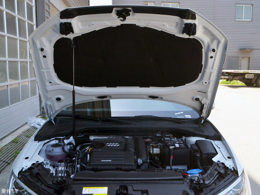 2017µA3 Limousine 35 TFSI ˶