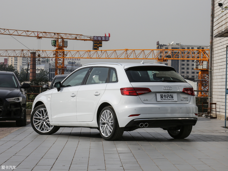 2018款奧迪a3 sportback30週年版 sportback 40 tfsi風尚型