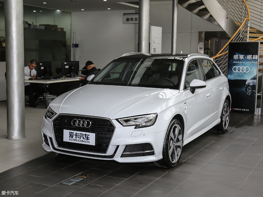 2018µA3 Sportback 30 Sportback 40 TFSI˶