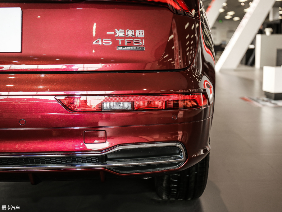 2018µQ5L 45 TFSI ʱ V