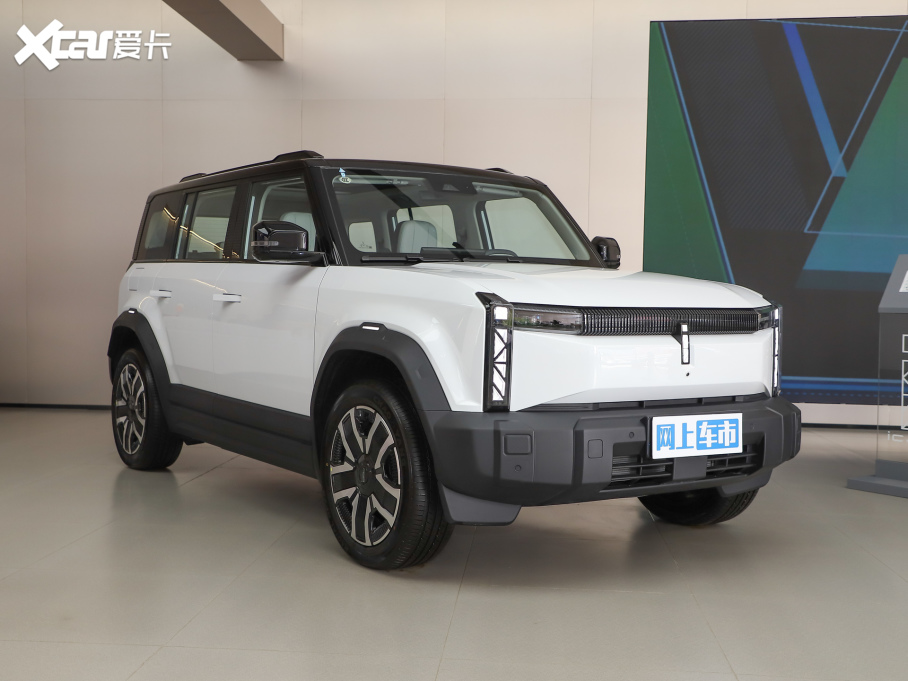 iCAR 03