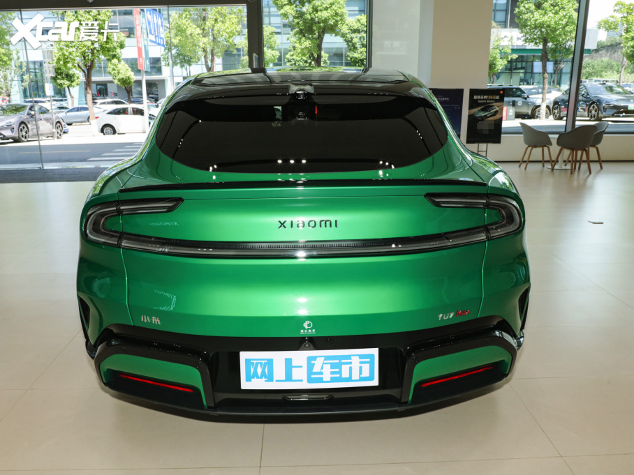 小米YU7