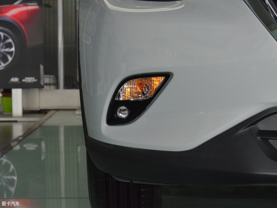 2018ԴCX-4 2.0L ԶƷλ