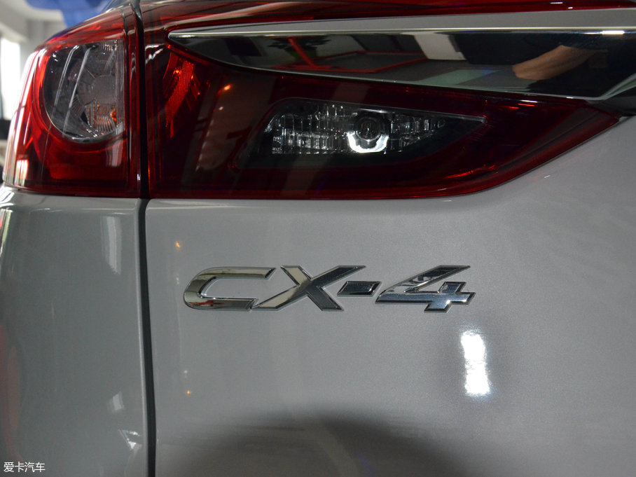 2018ԴCX-4 2.0L ԶƷλ