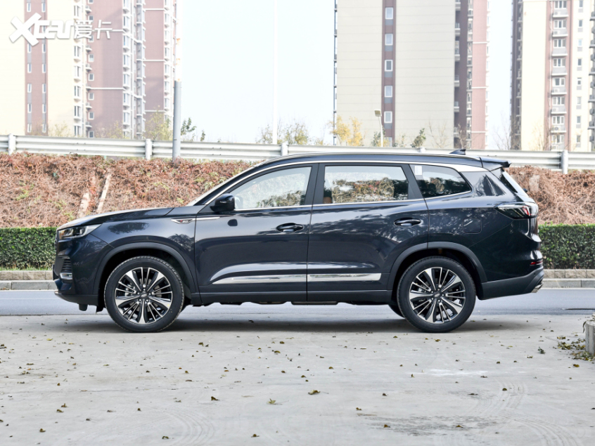 奇瑞汽车2022款瑞虎8 PLUS