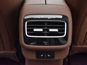 2026�����8������2.0T ����