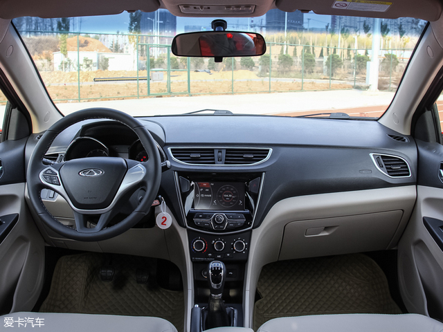 奇瑞汽车2015款艾瑞泽3