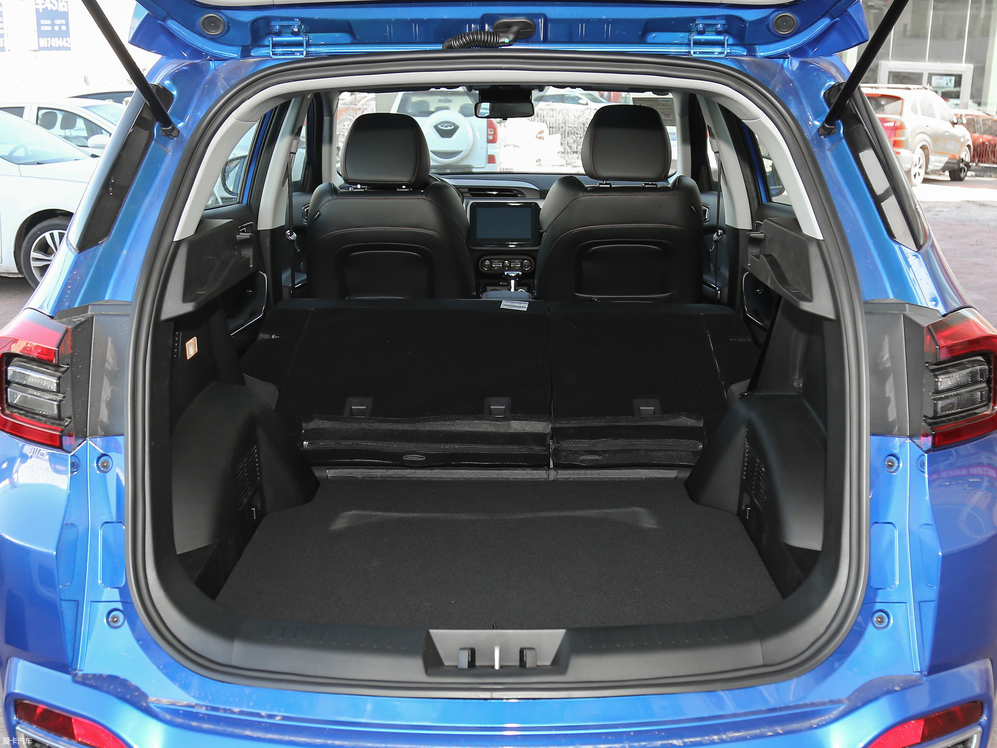 爱卡首页 汽车图片 奇瑞 瑞虎5x 2017款1.