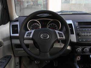 2011½X8