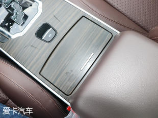 陆风汽车2016款陆风X7