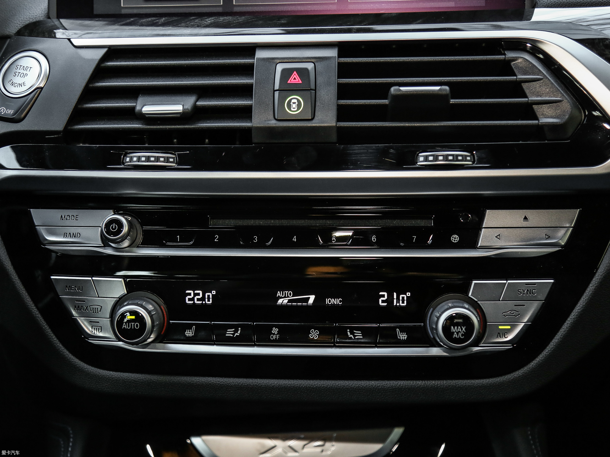 【2019款宝马x4xdrive 25i m越野套装_中控区_273/2089张图片】_汽车