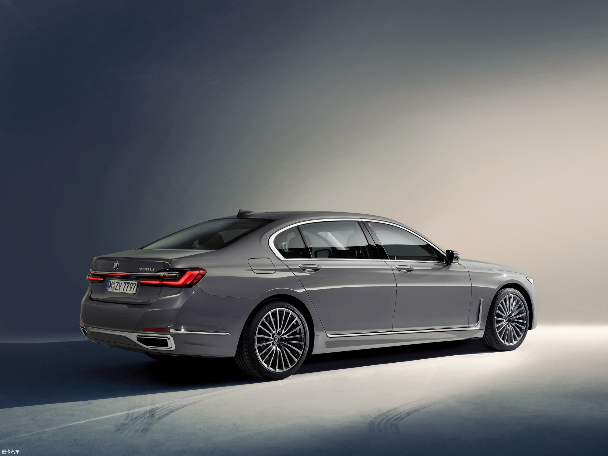 【2019款宝马7系750li xdrive_整体外观_154/2437张图片】_汽车图片