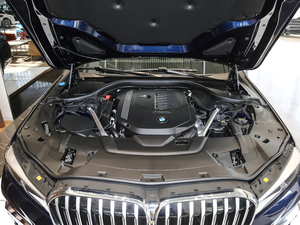 2019款改款 740Li xDrive 行政型 M运动套装 发动机