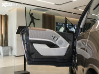 空间座椅宝马i3(进口)驾驶位车门