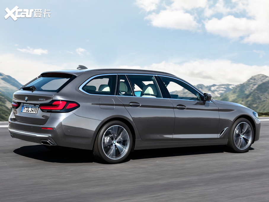 20215ϵг 530i Touring 