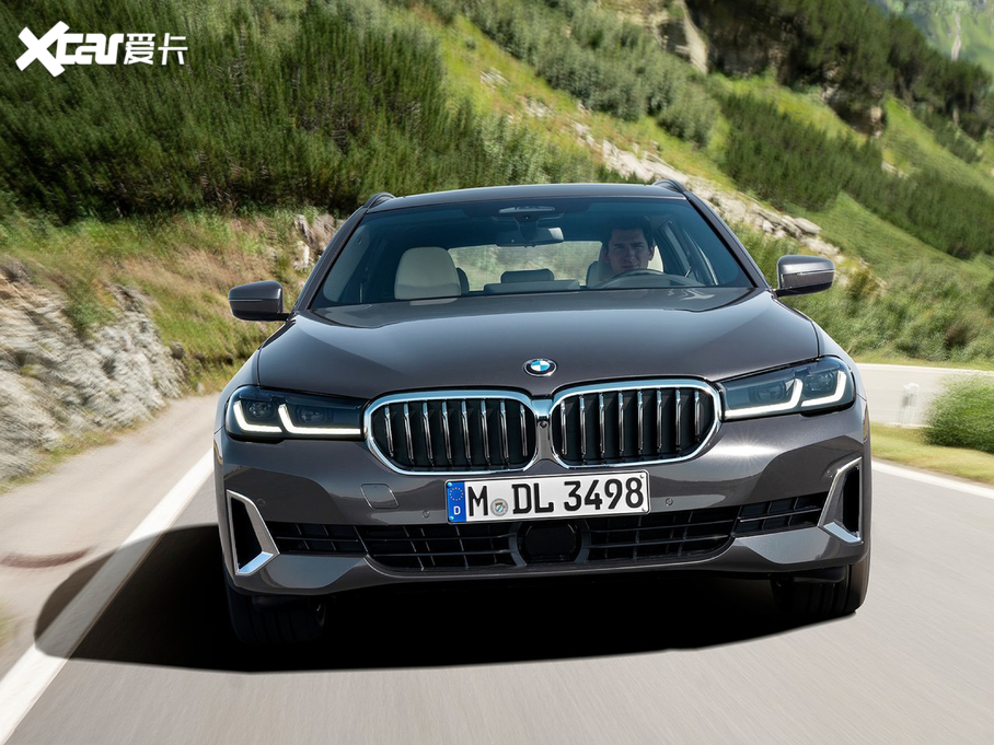 20215ϵг 530i Touring 