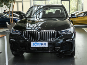 2021Ŀ xDrive40i  M˶װ ǰ