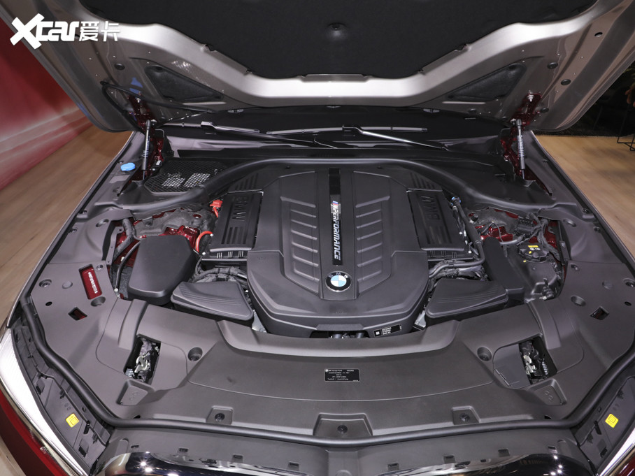 2021款宝马7系m760li xdrive v12 耀影特别版