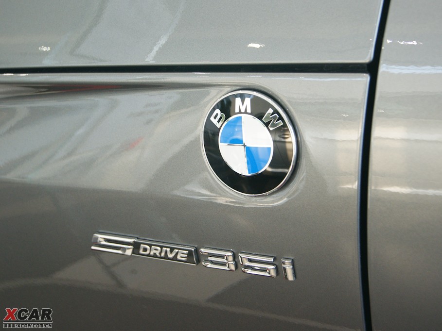 2009Z4 sDrive35i а