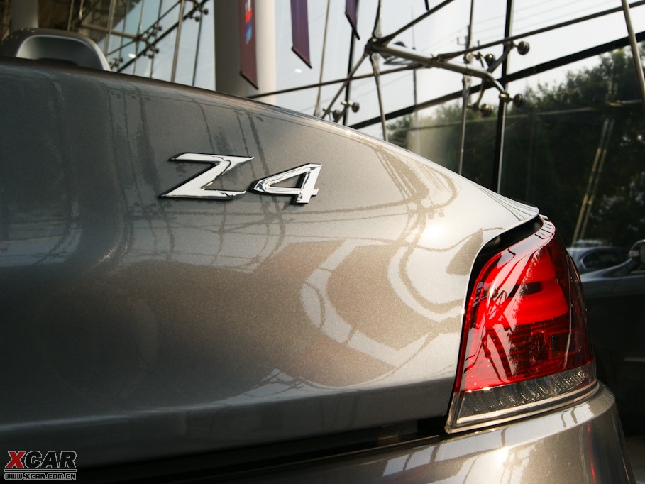 2009Z4 sDrive35i а