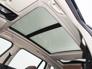2023款xDrive40i 领先型豪华套装 天窗