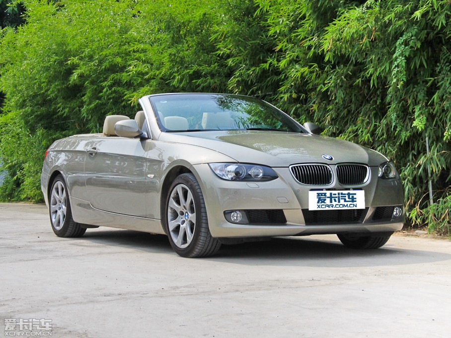 2011款宝马3系敞篷330i 敞篷轿跑车