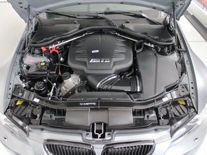 2011款4.0 V8 双门碳纤顶版 发动机
