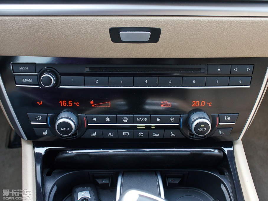 2011款宝马5系gt535i xdrive 豪华版