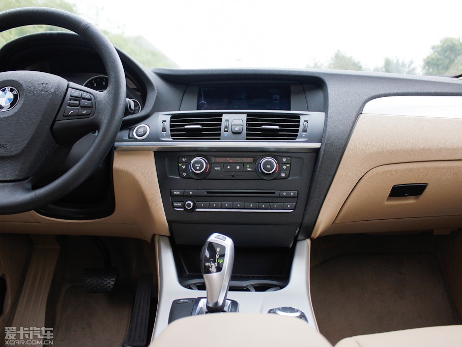 【2011款宝马x3(进口)xdrive 28i 领先版_中控区_2/274张图片】_汽车