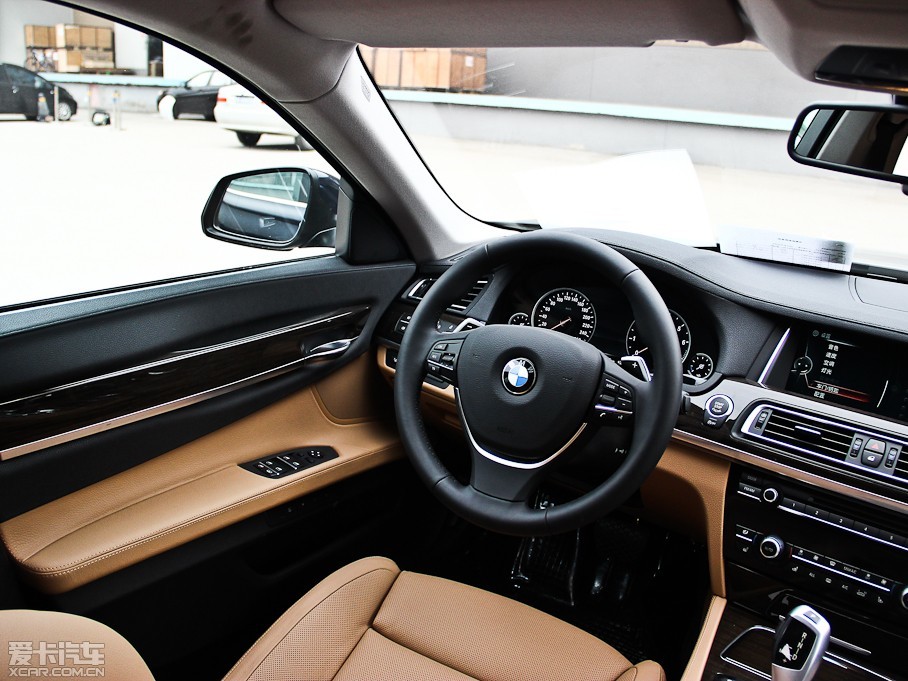 【2013款宝马7系740li 领先型_中控区_293/1827张图片】_汽车图片大全