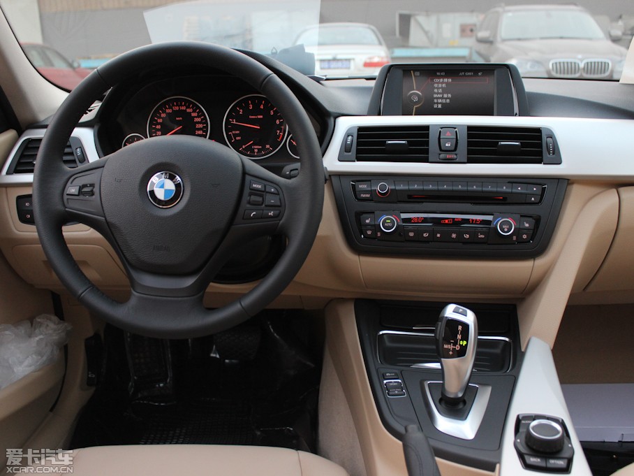 20133ϵ 320i ʱа