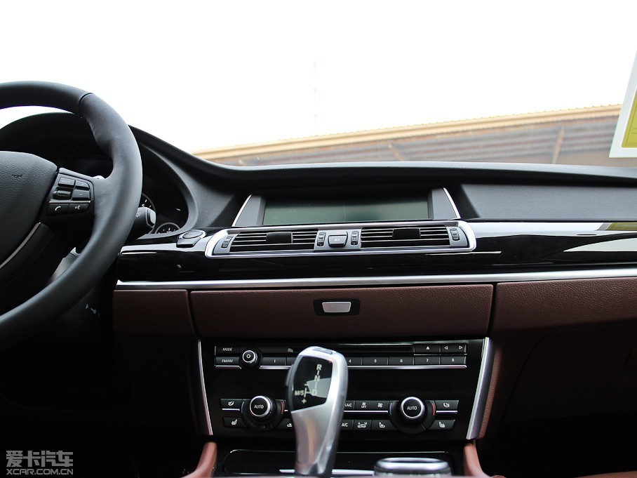 【2014款宝马5系gt535i xdrive_中控区_27/1622张图片】_汽车图片大全