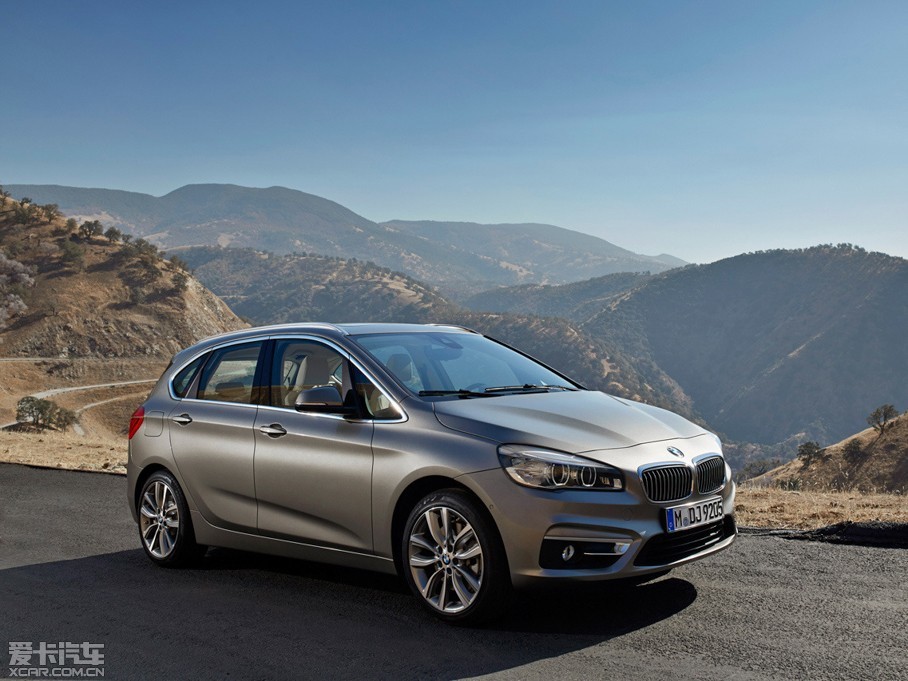 宝马2系旅行车(进口) 225i 218i 运动设计套装版 218d m sport版 220d