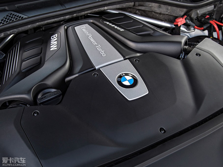 2015X6 xDrive50i M˶