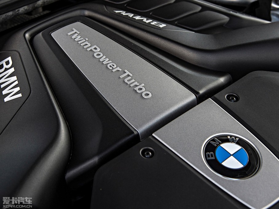 2015X6 xDrive50i M˶