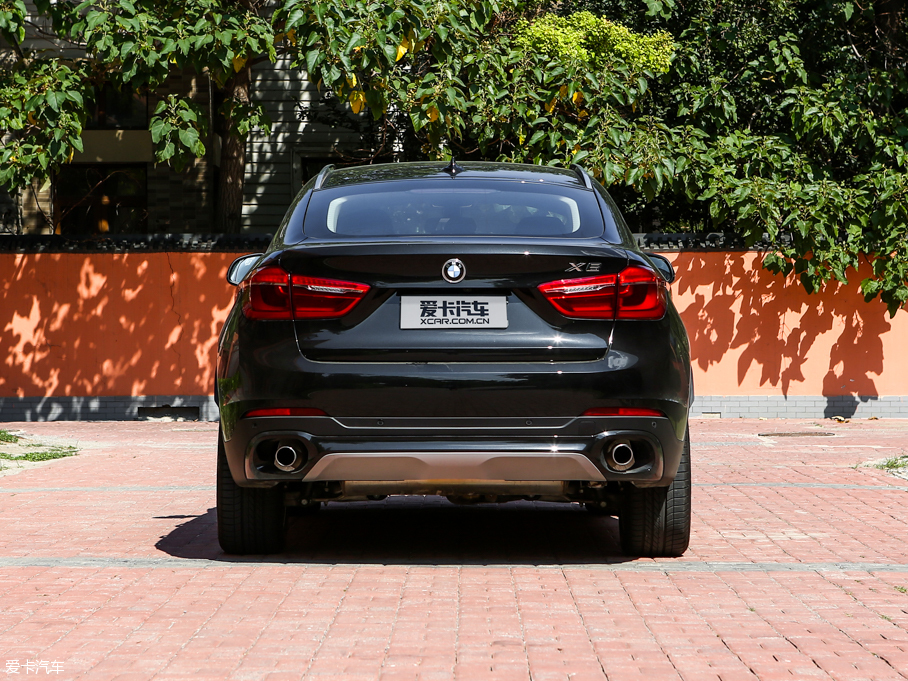 2015X6 xDrive28i