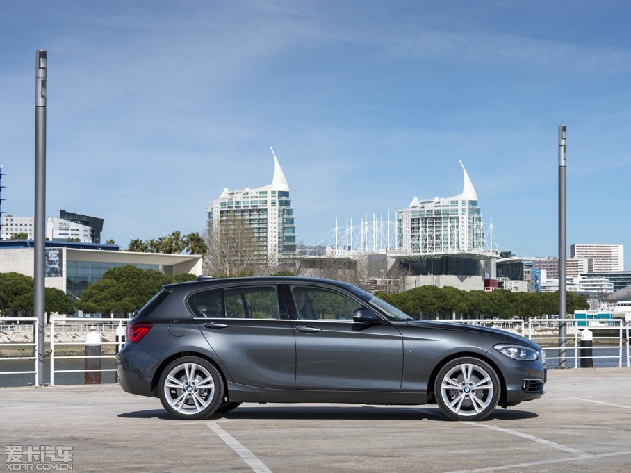 2015款宝马1系两厢118i 都市设计套装