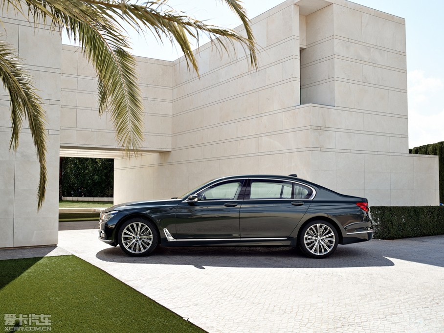 20167ϵ 750Li xDrive