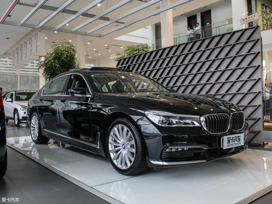 20167ϵ 740Li 