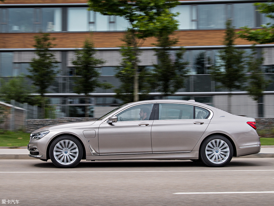 20177ϵԴ 740Le xDrive