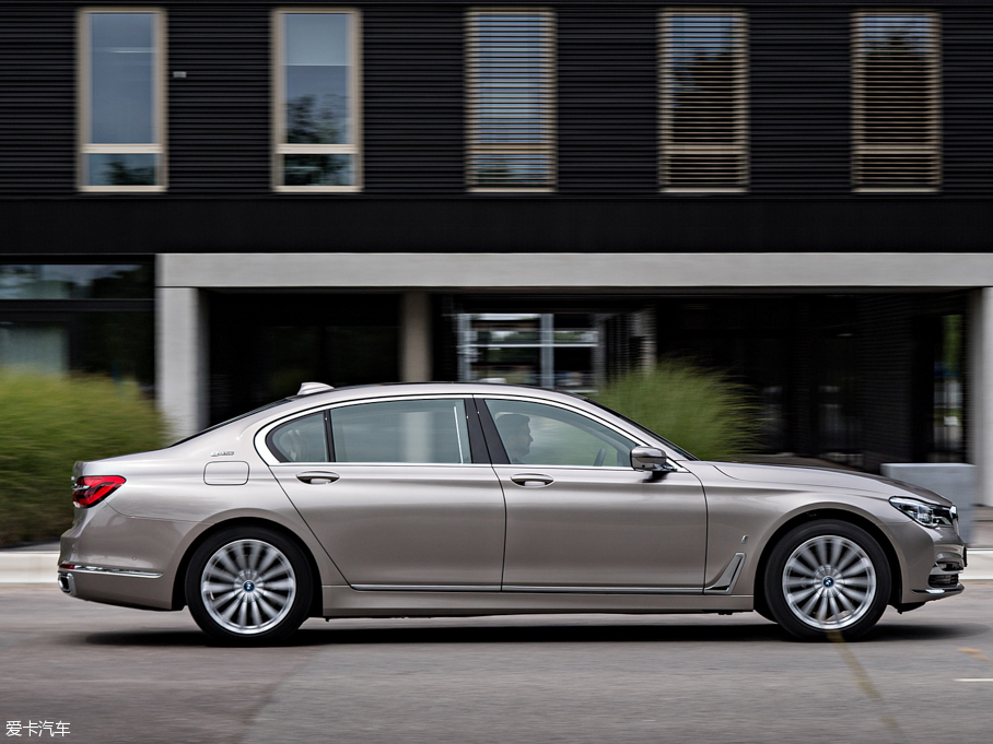 20177ϵԴ 740Le xDrive