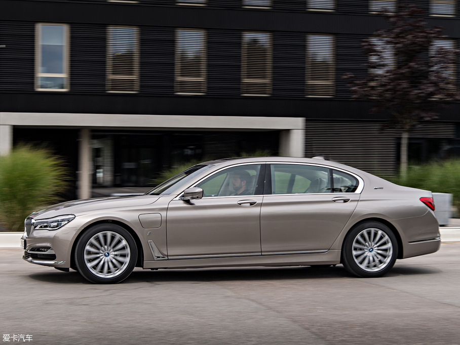 20177ϵԴ 740Le xDrive
