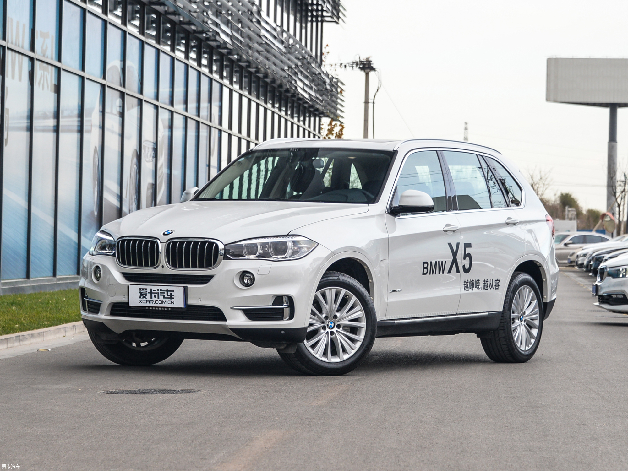爱卡首页 汽车图片 宝马 宝马x5 2017款xdrive28i  2018款宝马x5