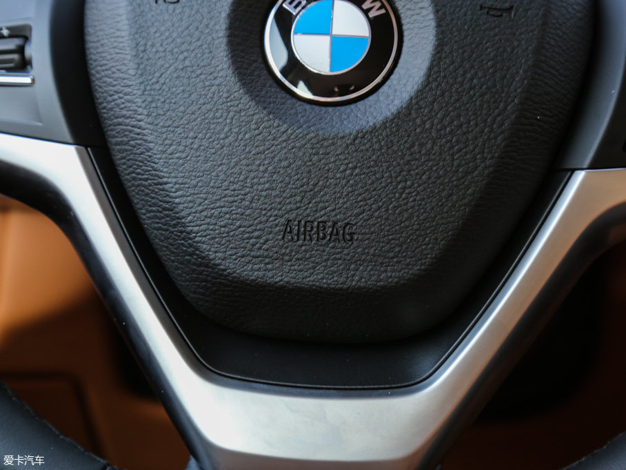 2017X6 xDrive28i